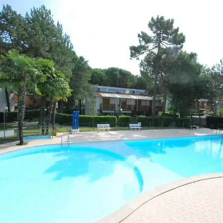 Σπίτι διακοπών Locazione Turistica Ranch Club-9 *